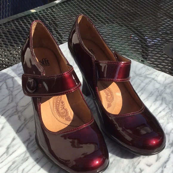Sofft Shoes - Sofft shoes Carma Chianti patent size 10 wide NWOT